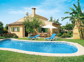 Holiday Home Es Coscolls by Interhome